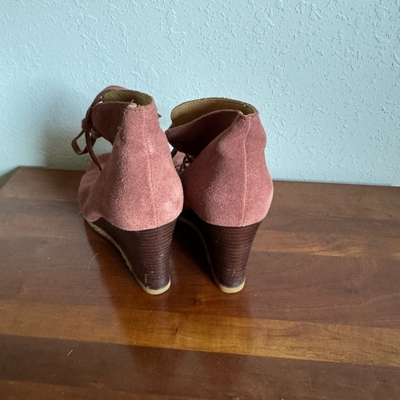 UGG Elyse Red Suede Leather Lace Up Peep Toe Ankle Boot Womens 9 Fall Harvest - Picture 6 of 6